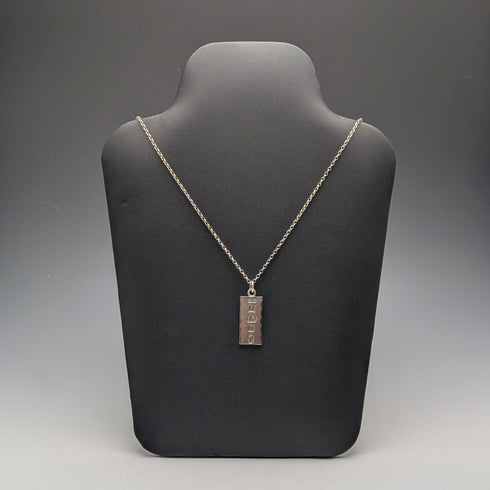 1977 British sterling silver jubilee ingot pendant and sterling silver chain, total weight 21g, Excalibur Jewellery①